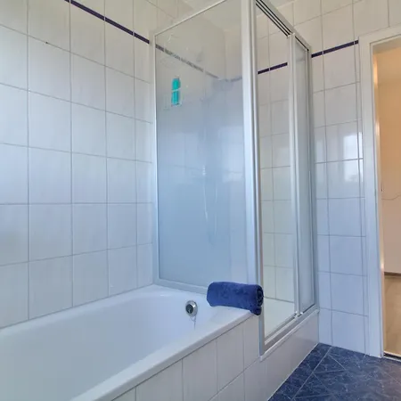 Bella Im Hegau - Mit Kostenfreien Parkplaetzen Und Wlan